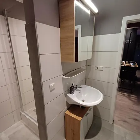 Apartment City 7 *