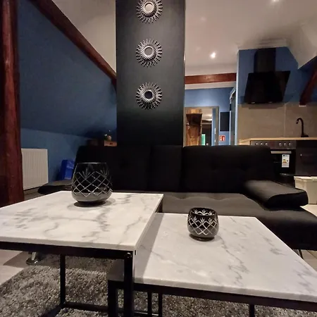 City 7 Apartment