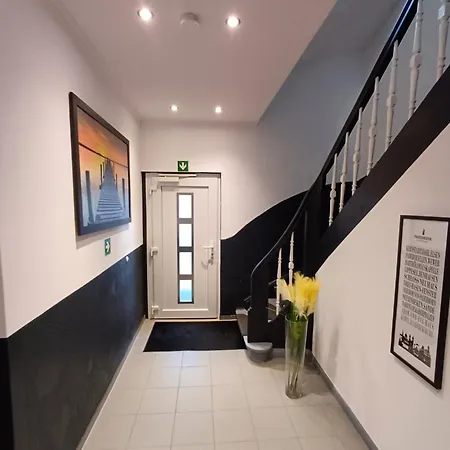 City 7 Apartment *